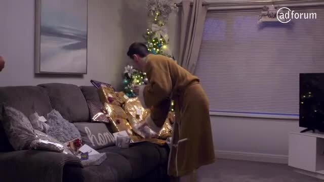 Holiday Campaign Interview: This Is Christmas - Interviews